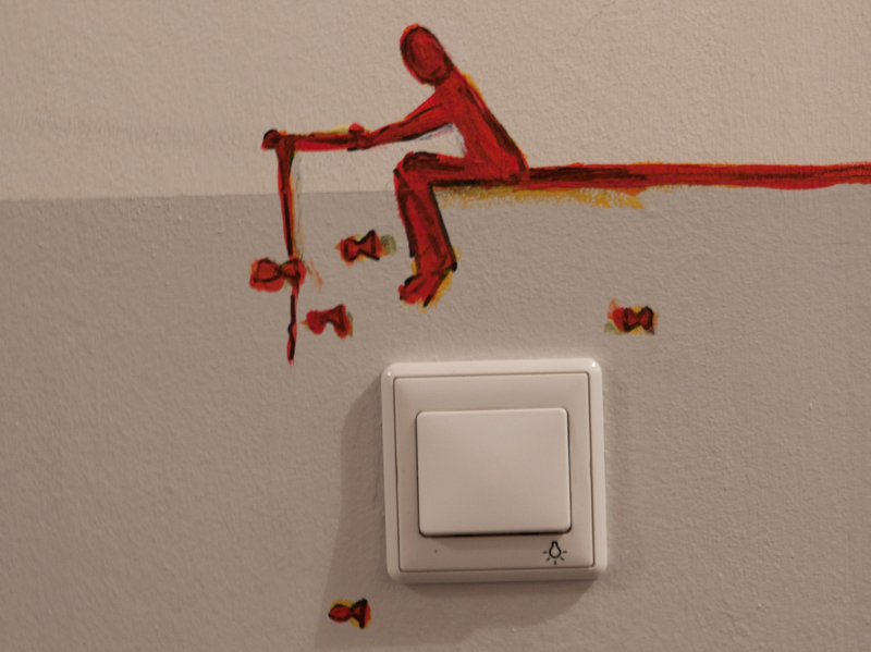 https://www.babelfish-hostel.de/media/Galeryhostel/018 hostel wall paint.jpg
